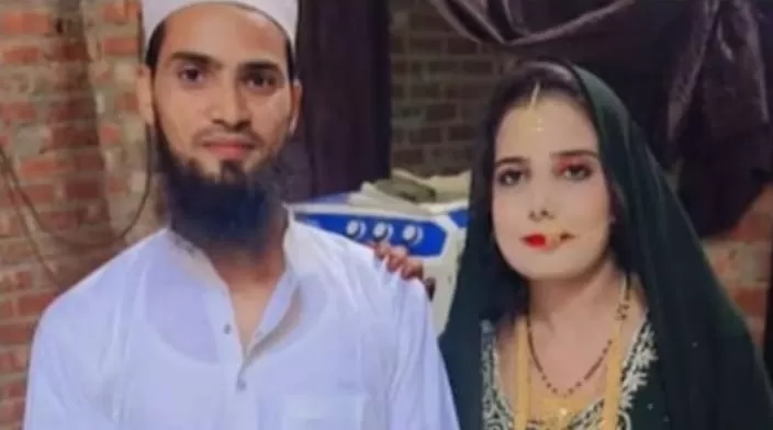 पति की दाढ़ी चुभी तो क्लीन शेव देवर संग भागी बीवी, पति ने बोला तीन तलाक 
